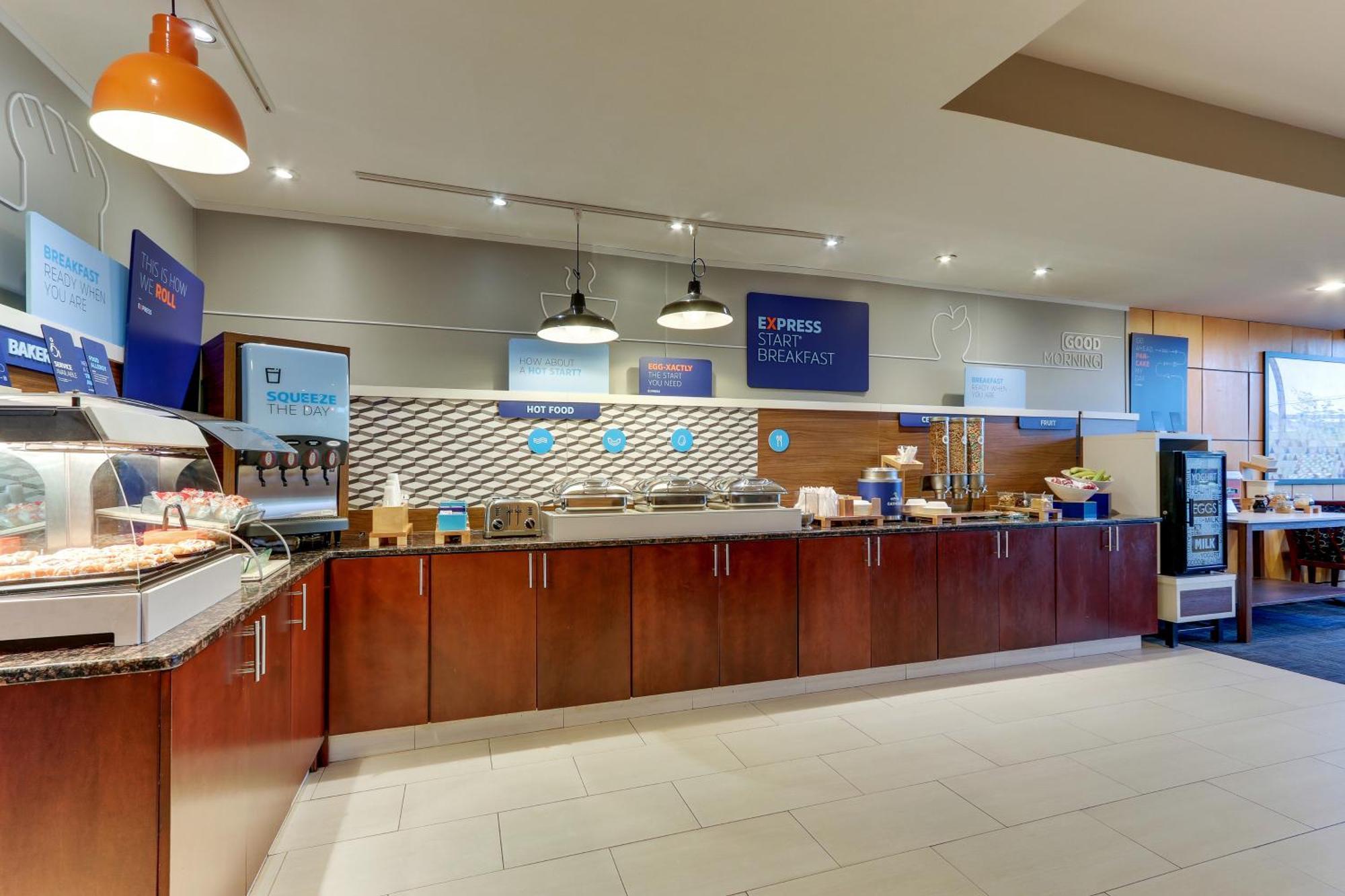Holiday Inn Express Aberdeen-Chesapeake House By Ihg Екстериор снимка