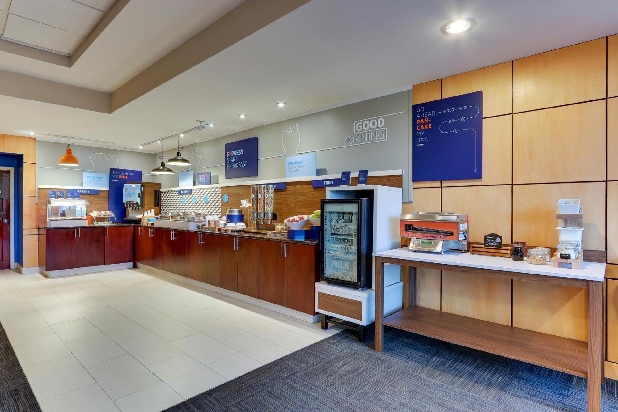 Holiday Inn Express Aberdeen-Chesapeake House By Ihg Екстериор снимка