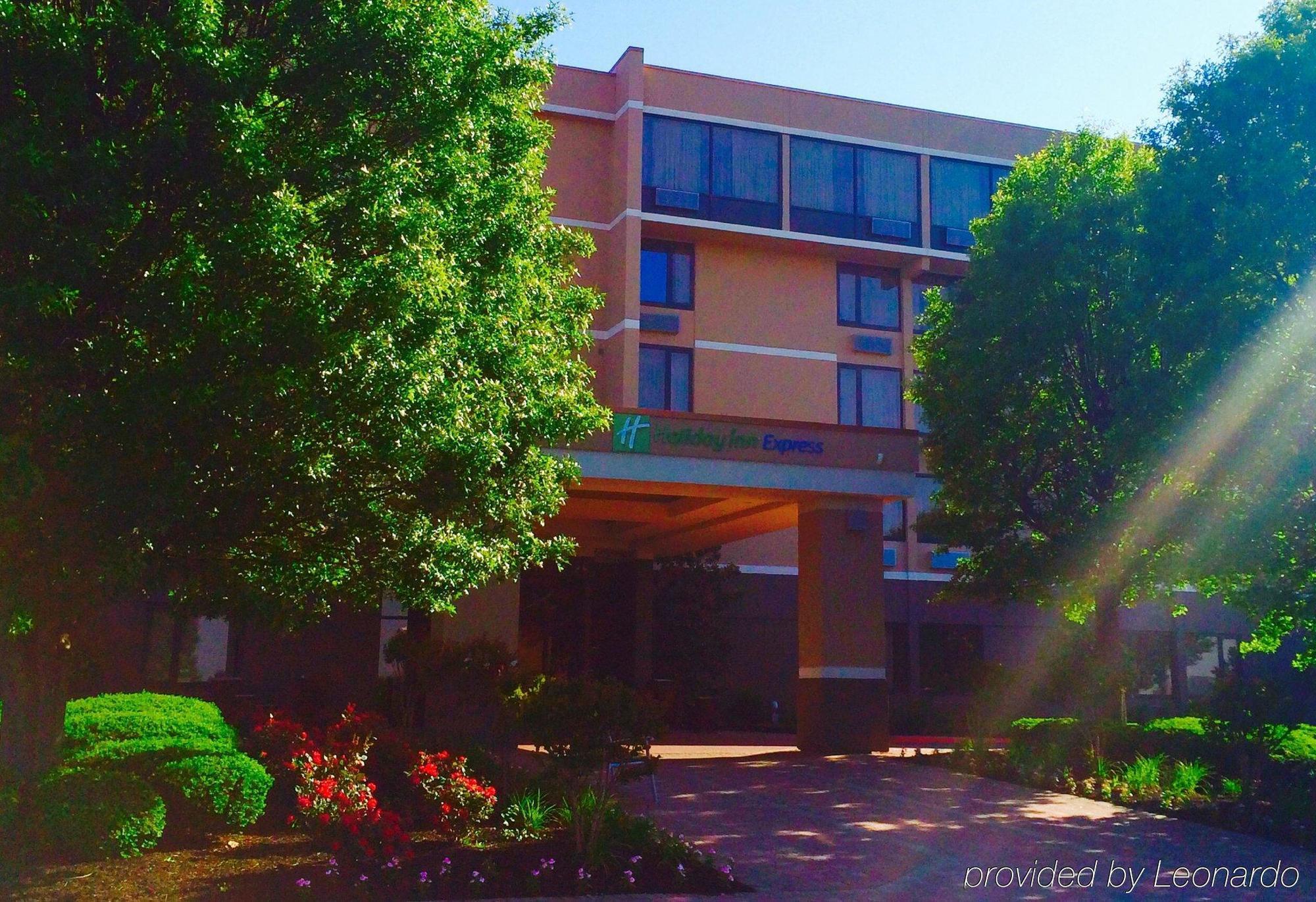 Holiday Inn Express Aberdeen-Chesapeake House By Ihg Екстериор снимка