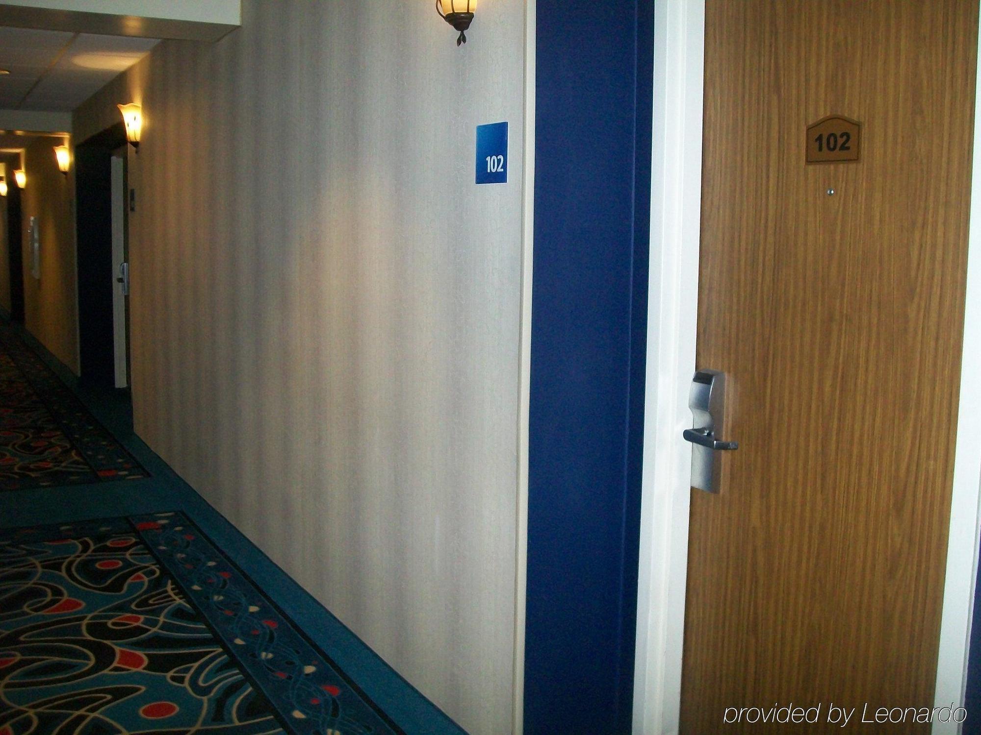 Holiday Inn Express Aberdeen-Chesapeake House By Ihg Интериор снимка